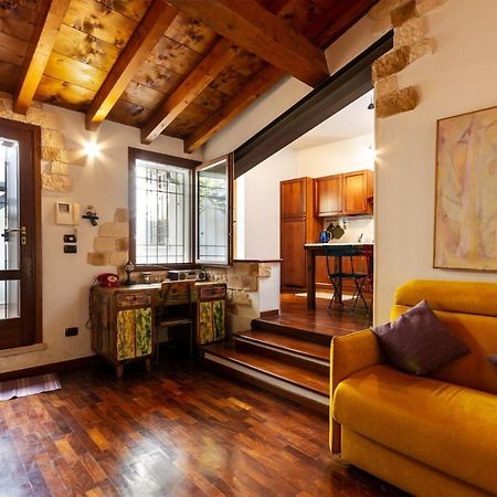 La Terrazza Apartment - Smart Holiday Mantova Eksteriør bilde