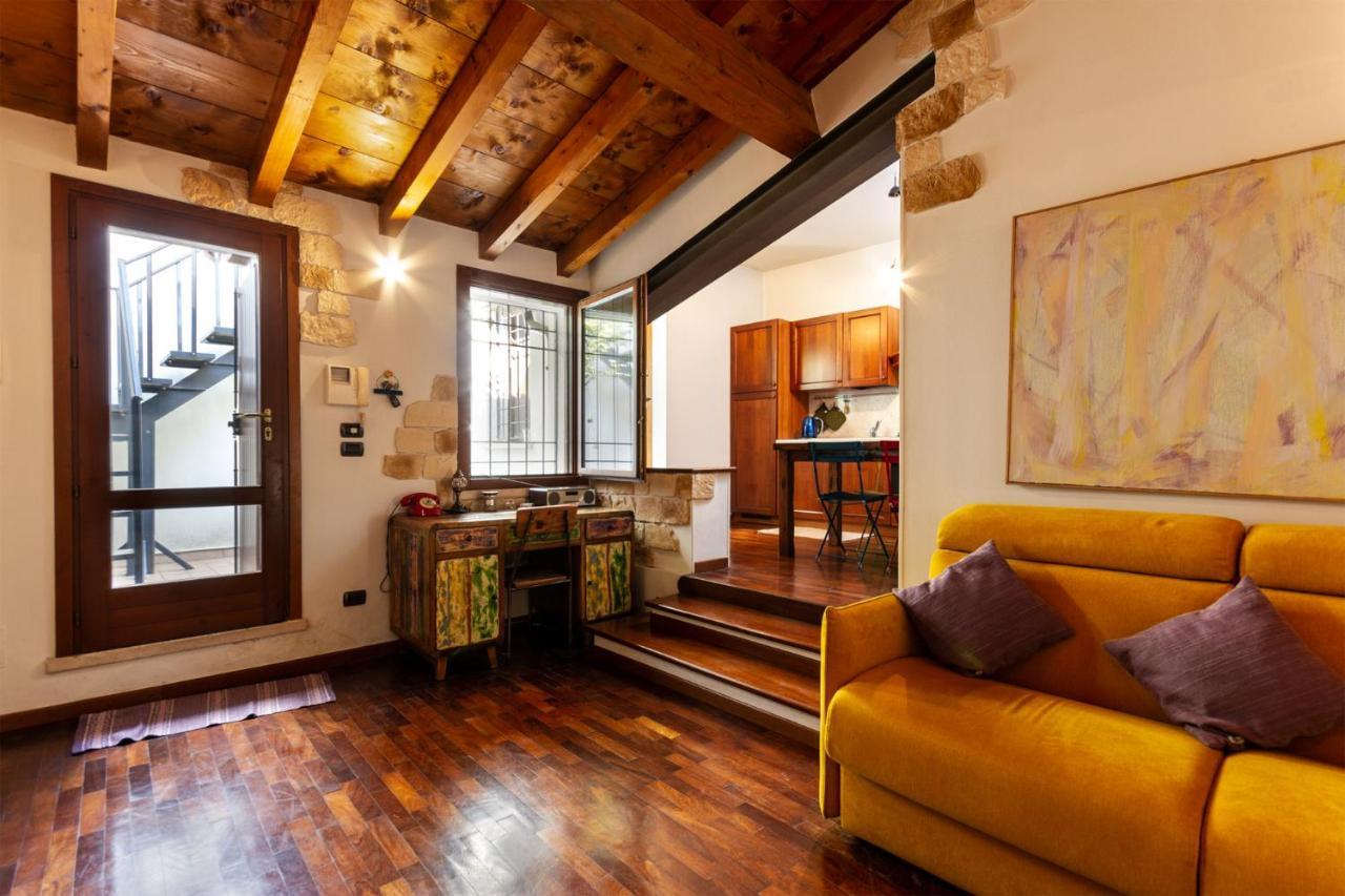 La Terrazza Apartment - Smart Holiday Mantova Eksteriør bilde